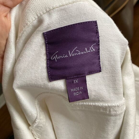 Gloria Vanderbilt Creamy White Melanie Stretch Jean Jacket - Picture 12 of 15